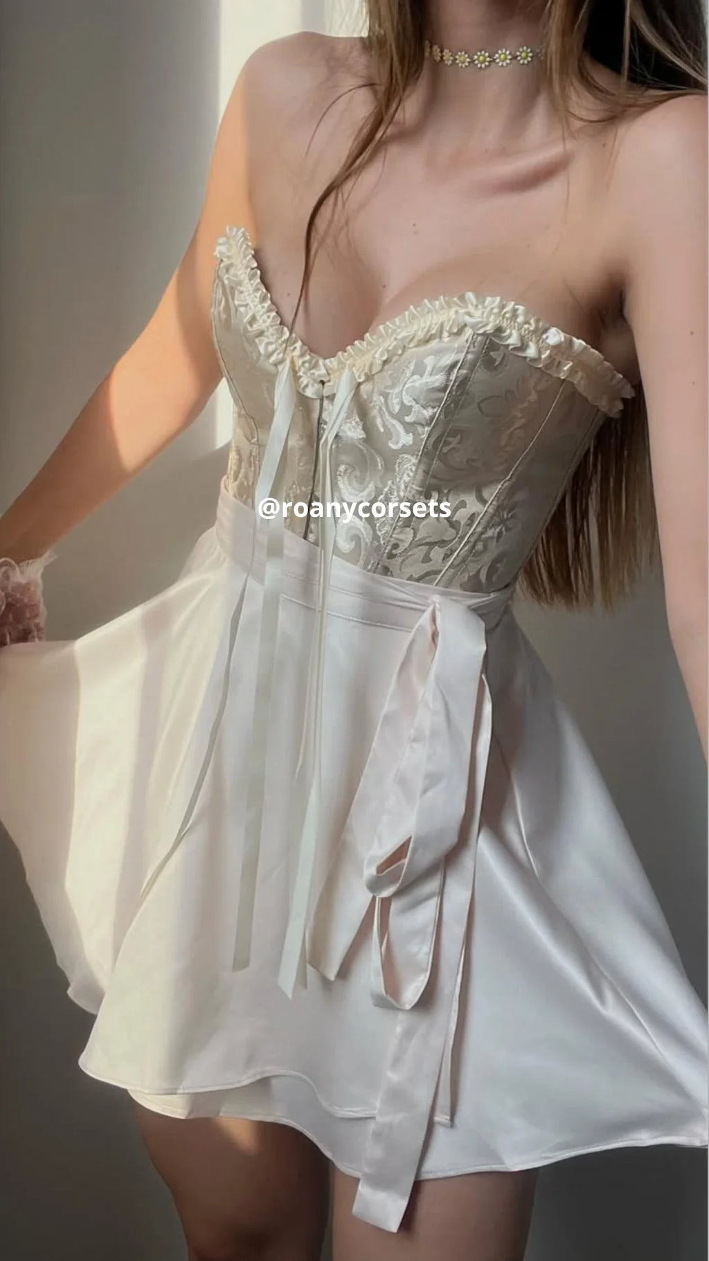 Corset Victoriano Beige para Mujer | Elegante y Moldeador