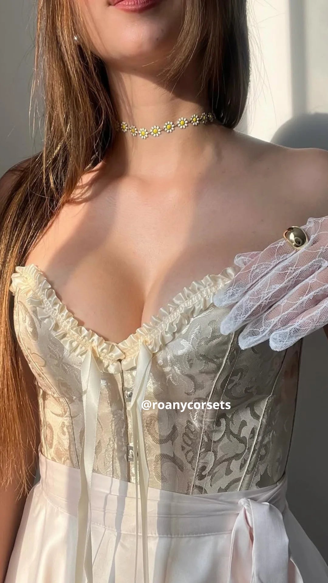 Corset Victoriano Beige para Mujer | Elegante y Moldeador