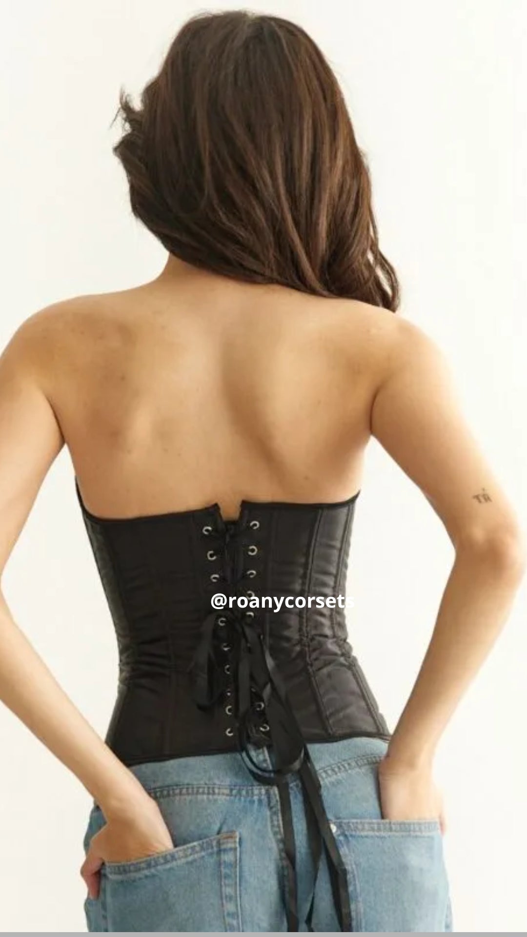 Corset Satinado Negro | Moldea la Cintura