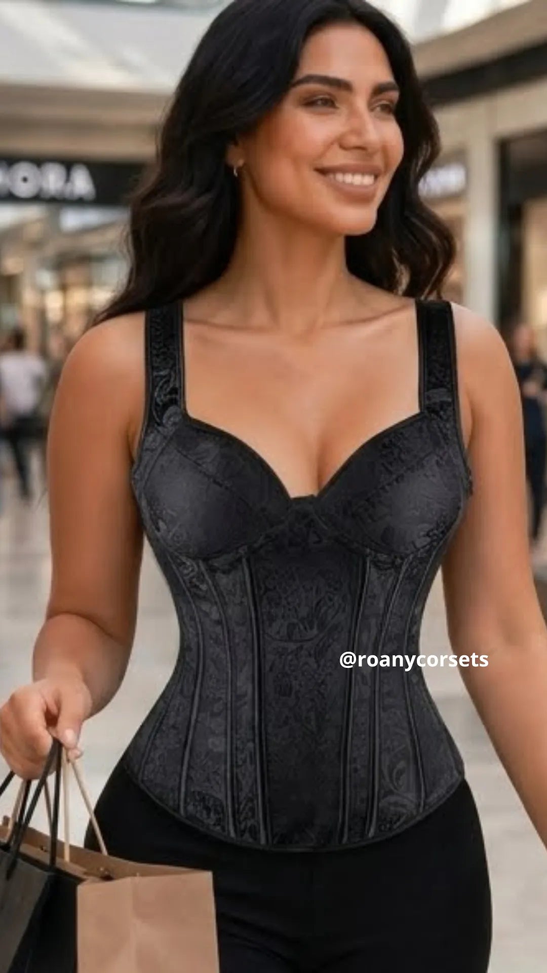 Corset Negro con Tirantes y Cierre Lateral