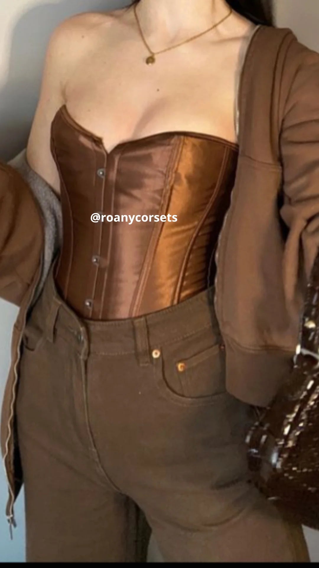 Corset Satinado Marrón | Moldea la Cintura y Realza tu Figura