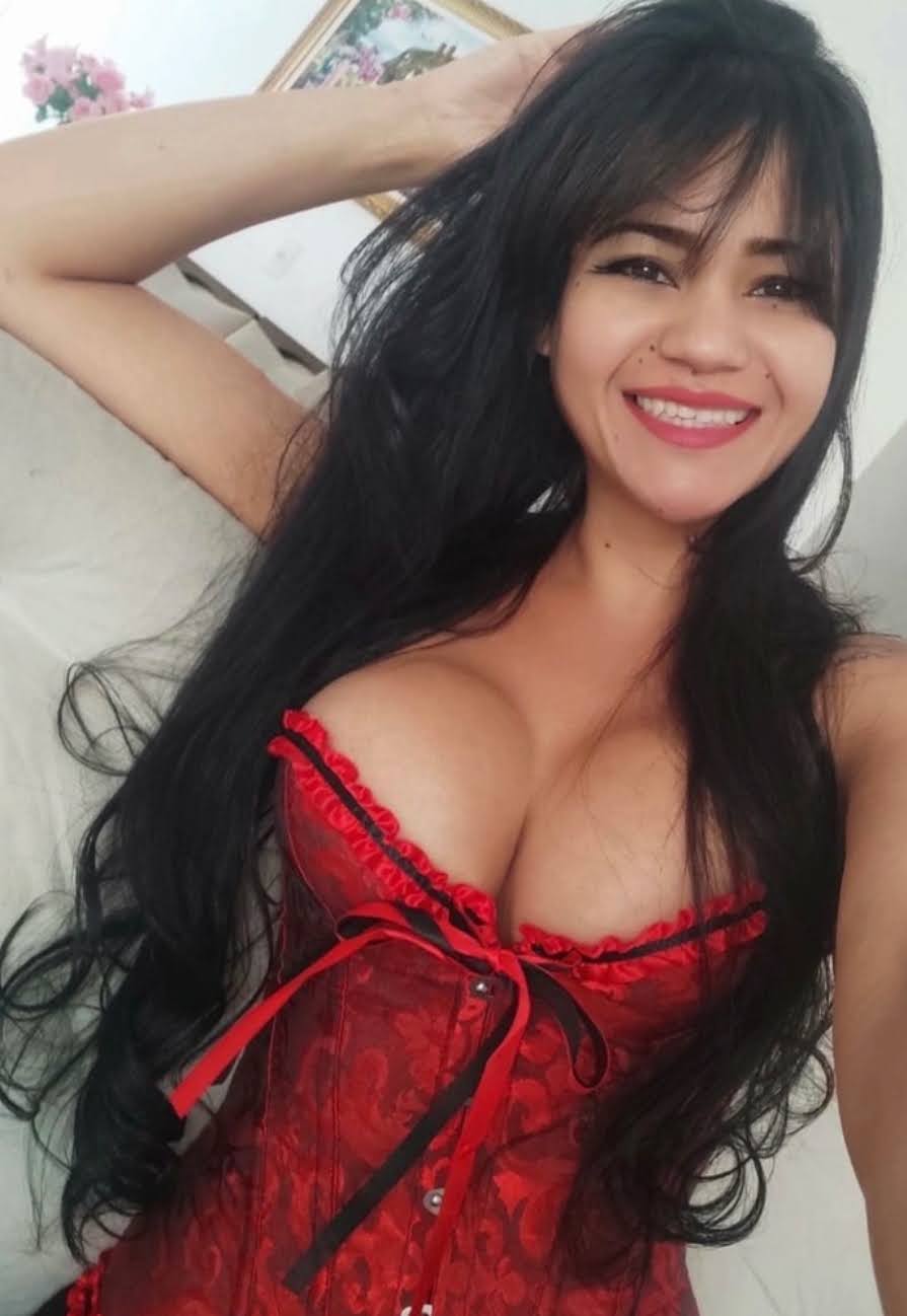 Corset Victoriano Rojo con Negro | Estilizador de Cintura con Broches
